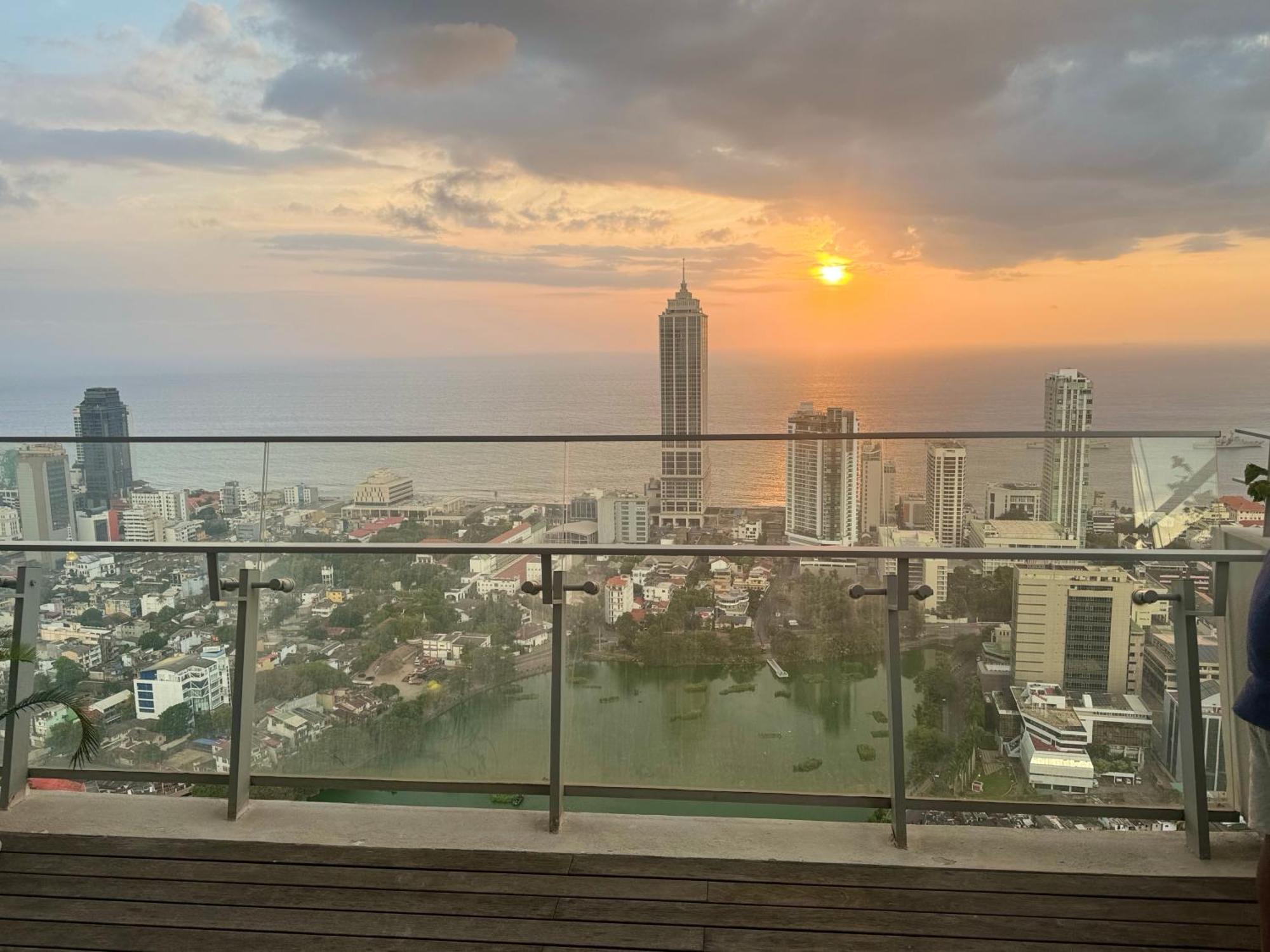 Altair Luxury Colombo By Miracle Διαμέρισμα Εξωτερικό φωτογραφία